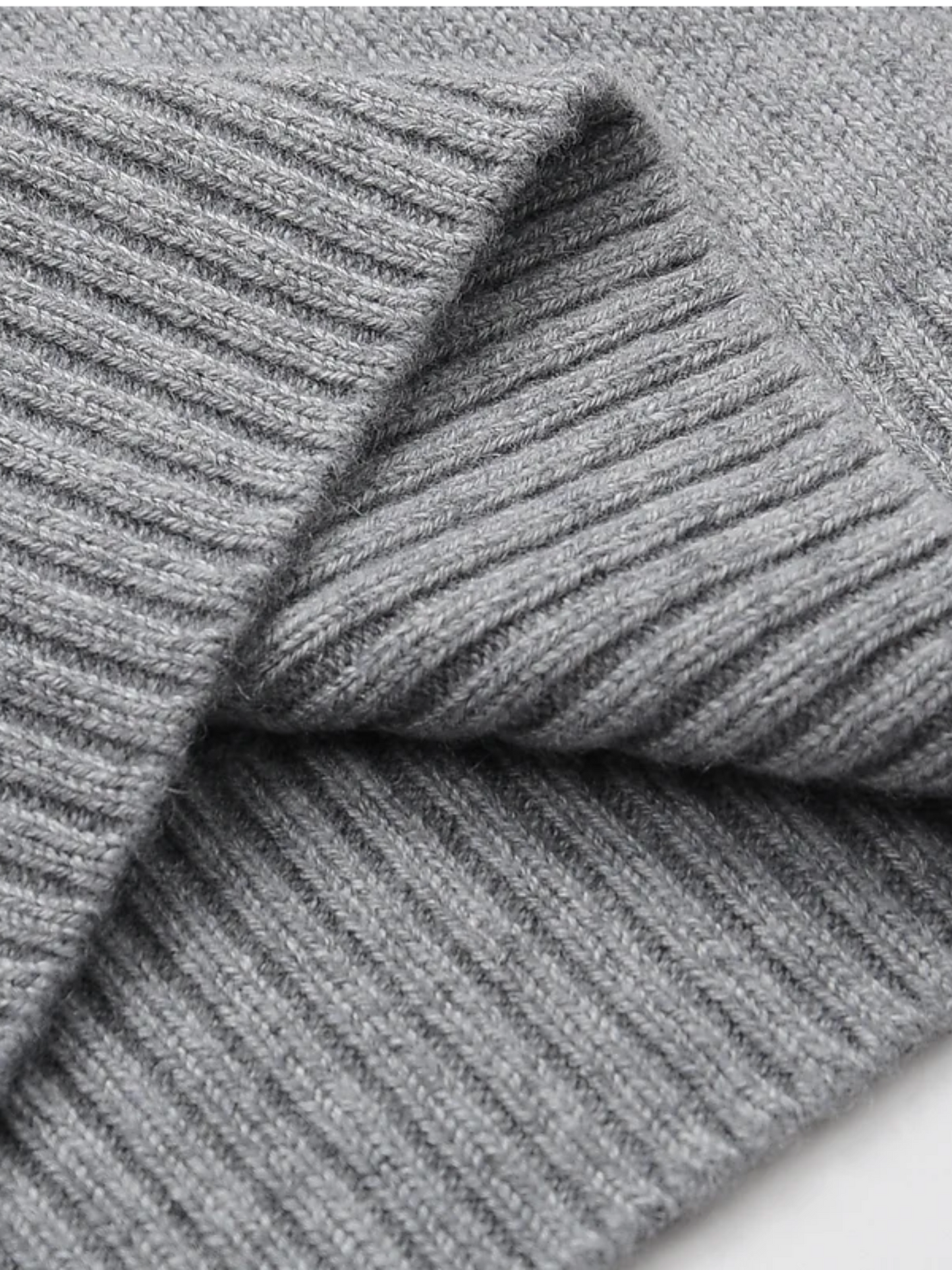 Crewneck Cashmere Sweater - Gray